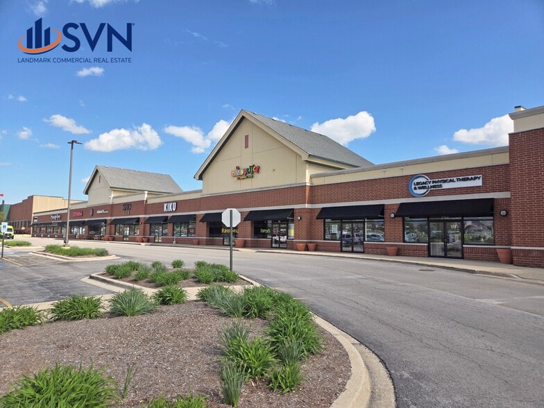 2764 Aurora Ave, Naperville, IL for lease - Building Photo - Image 2 of 9