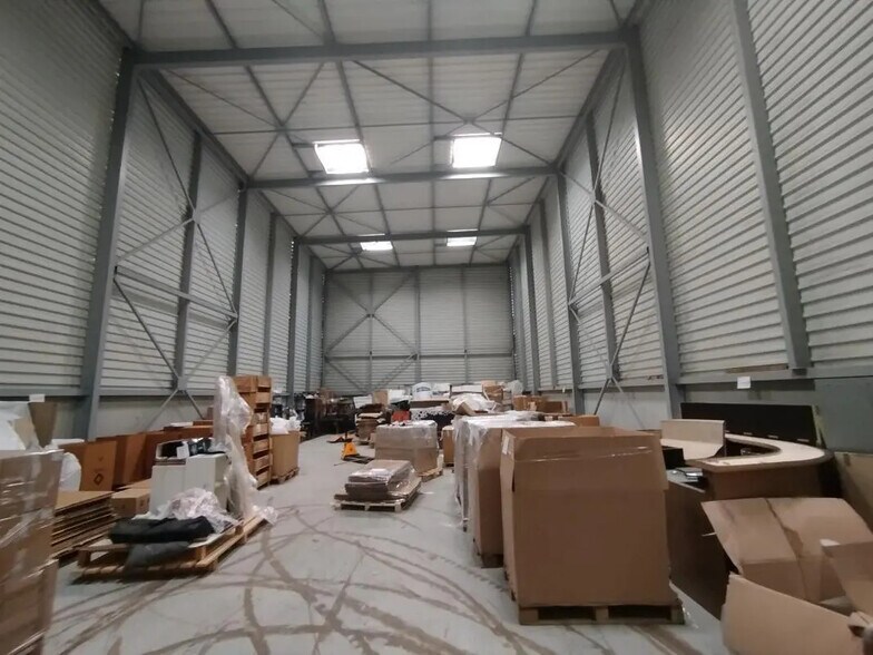 Flex in Toulouse for lease - Building Photo - Image 2 of 7