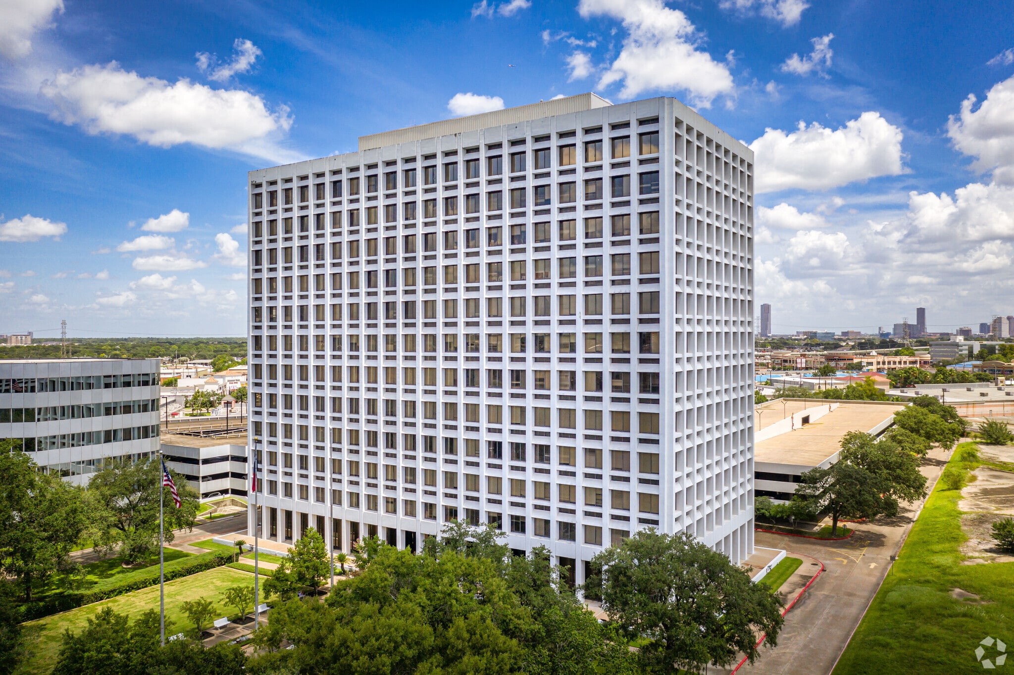 6161 Savoy Dr, Houston, TX à louer Photo du bâtiment- Image 1 de 6