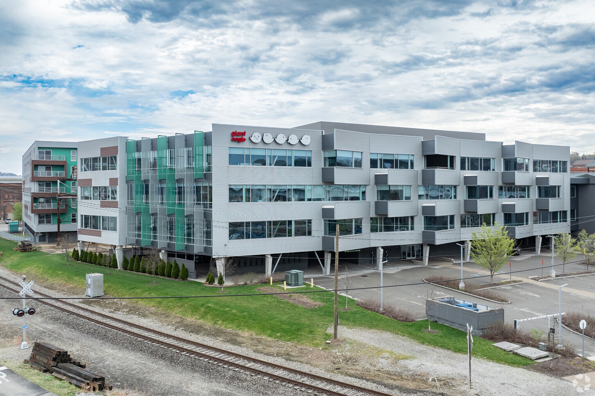 105 40th St, Pittsburgh, PA à louer Photo du bâtiment- Image 1 de 10