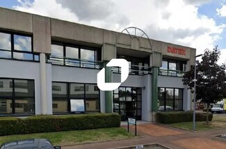 More details for 9 Place Marcel Rebuffat, Villejust - Office for Lease