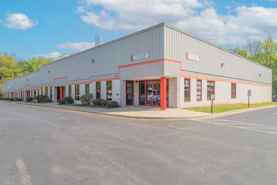 161-191 Edgemoor Rd, Wilmington, DE for lease - Building Photo - Image 2 of 15