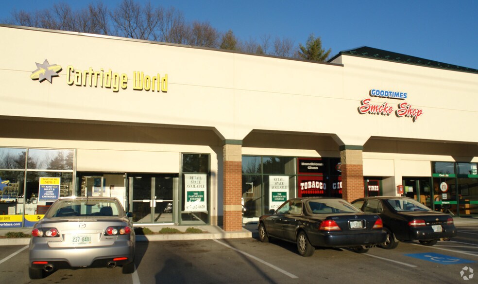 449 Amherst St, Nashua, NH à louer - Photo du bâtiment - Image 3 de 26