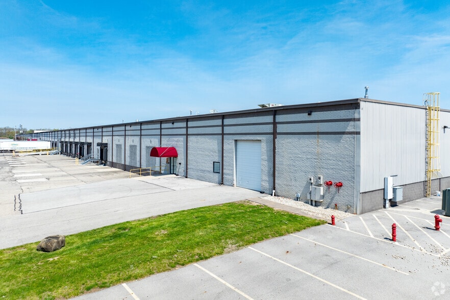 3800 Lockbourne Industrial Pky, Columbus, OH for lease - Building Photo - Image 2 of 10