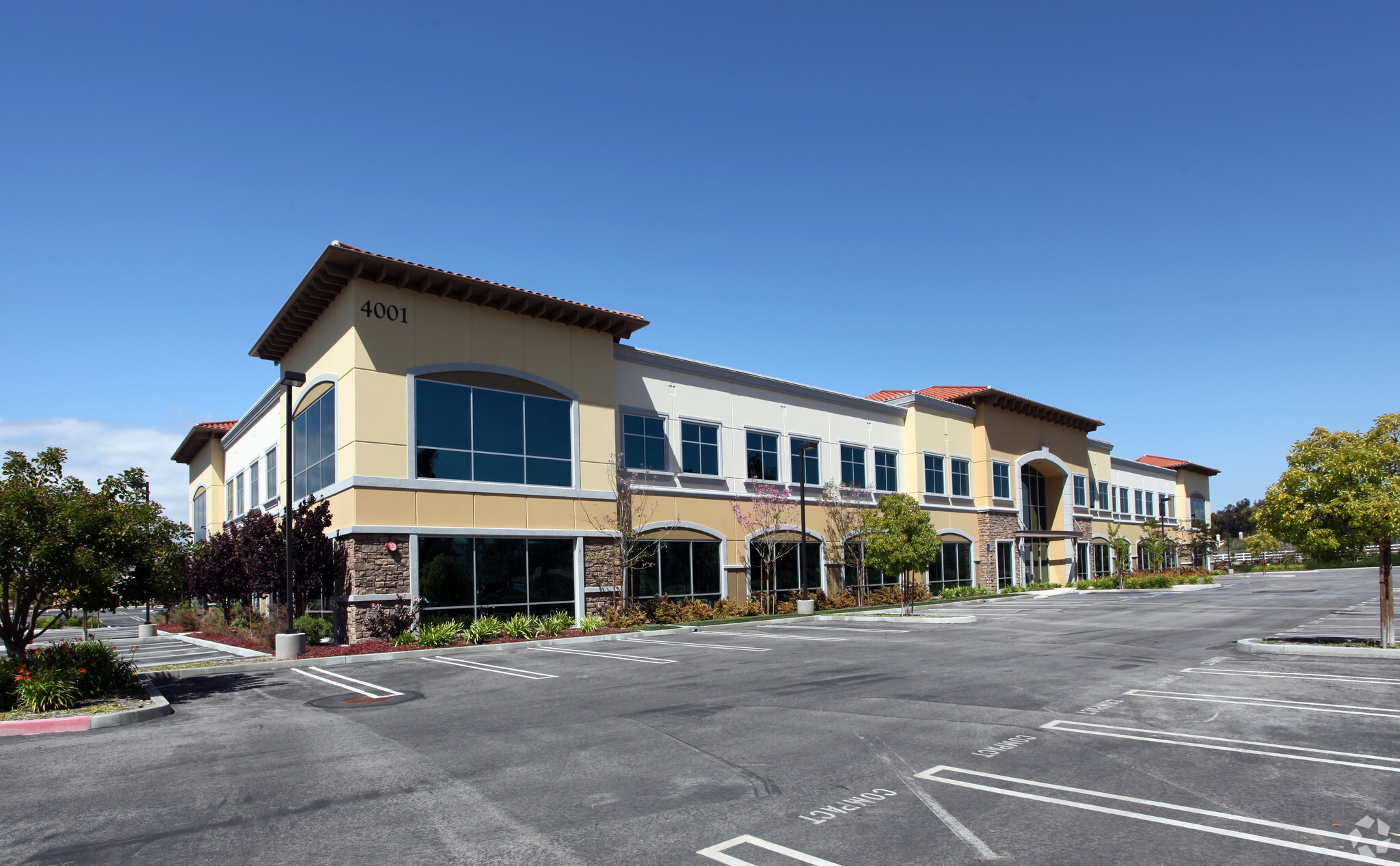 4001 Mission Oaks Blvd, Camarillo, CA for sale Primary Photo- Image 1 of 1