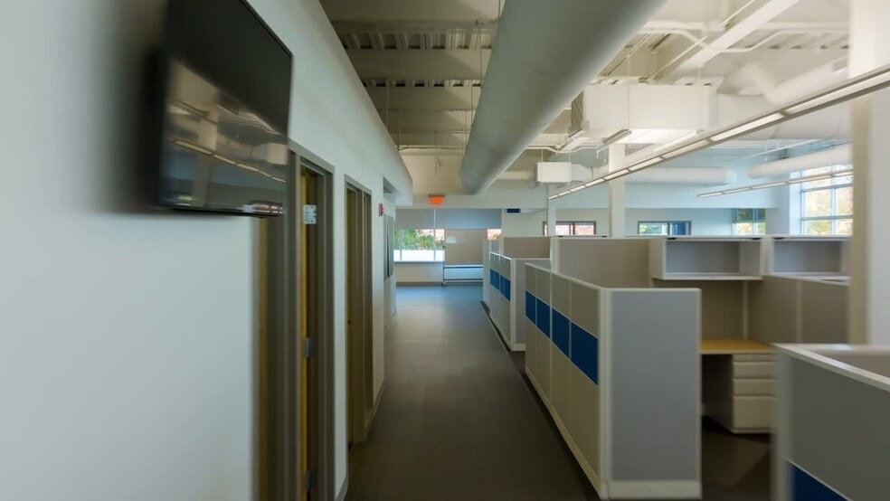 75 Sylvan St, Danvers, MA for lease - Commercial Listing Video - Image 3 of 13