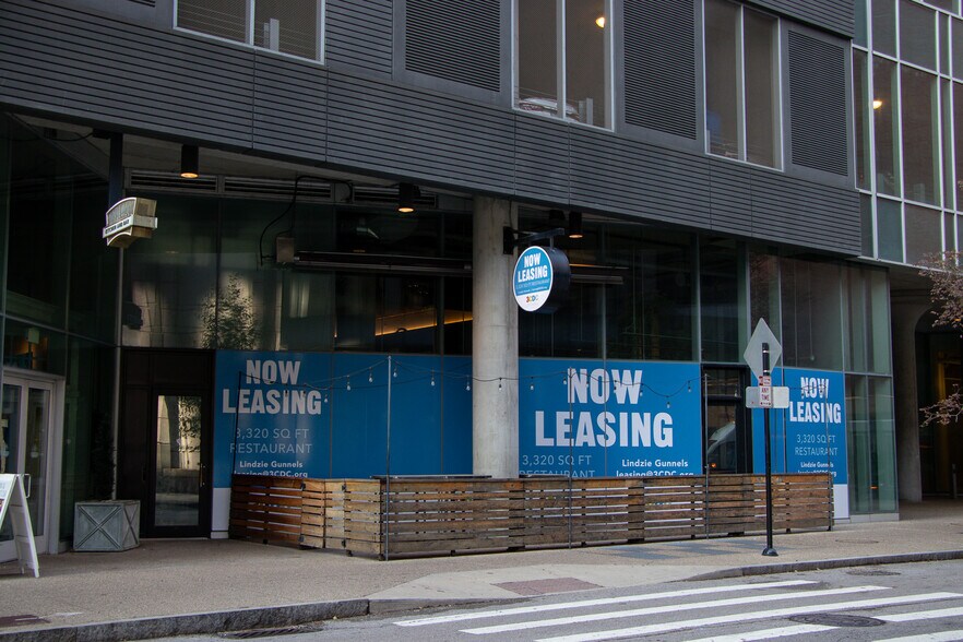 545 Race St, Cincinnati, OH à louer - Photo du bâtiment - Image 1 de 4