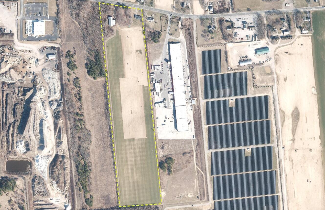 4245-4227 Middle Country Rd, Calverton, NY à vendre Photo du bâtiment- Image 1 de 4