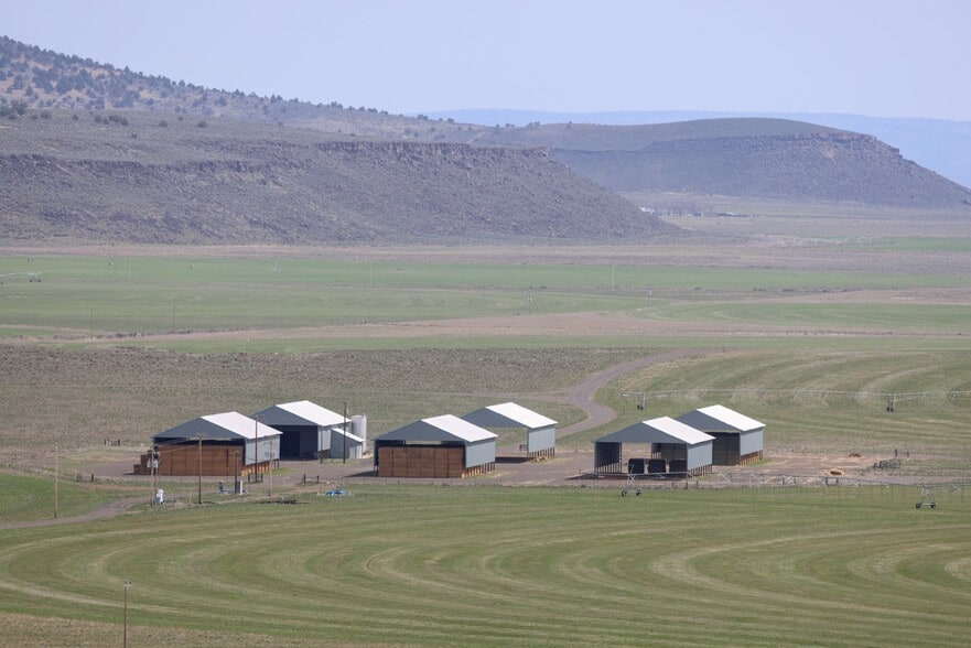 Weaver Springs Rd, Burns, OR à vendre - Photo principale - Image 1 de 1