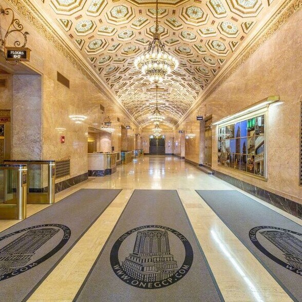 60 E 42nd St, New York, NY à louer - Photo du bâtiment - Image 2 de 12