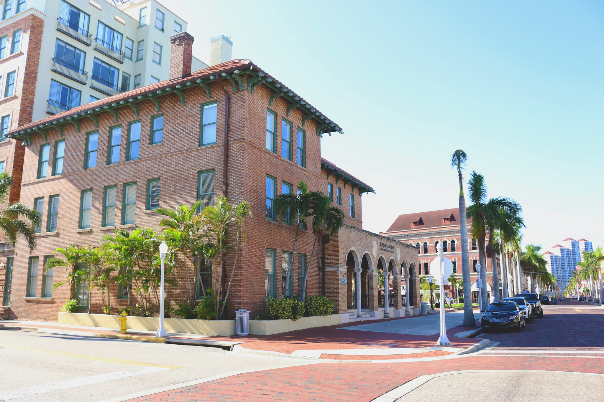 2310 1st St, Fort Myers, FL for sale Building Photo- Image 1 of 1