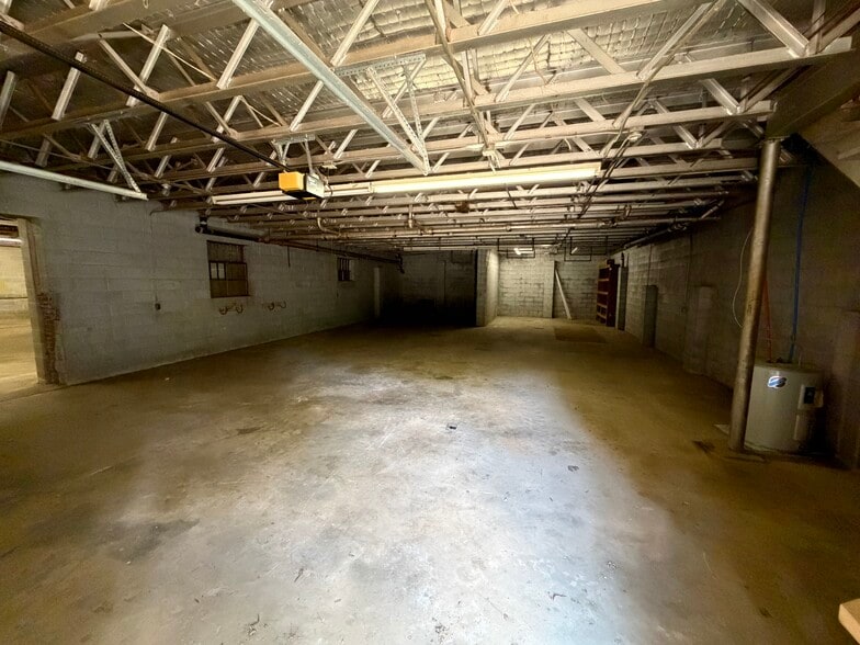 910 Edgefield St, Greenwood, SC à vendre - Photo du bâtiment - Image 2 de 62