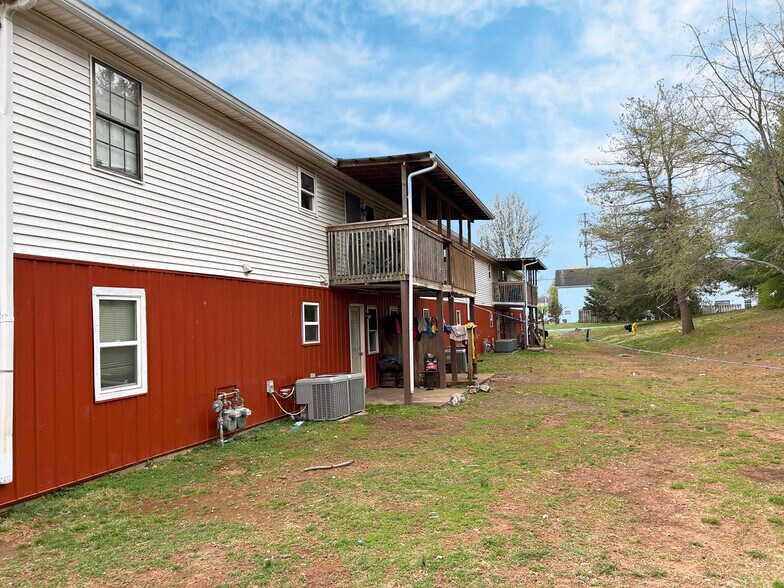 1009 Bryant Way, Bowling Green, KY à vendre - Photo du bâtiment - Image 2 de 11