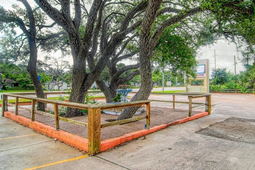 4061 Highway 35 N, Rockport, TX à vendre - Photo du bâtiment - Image 2 de 18