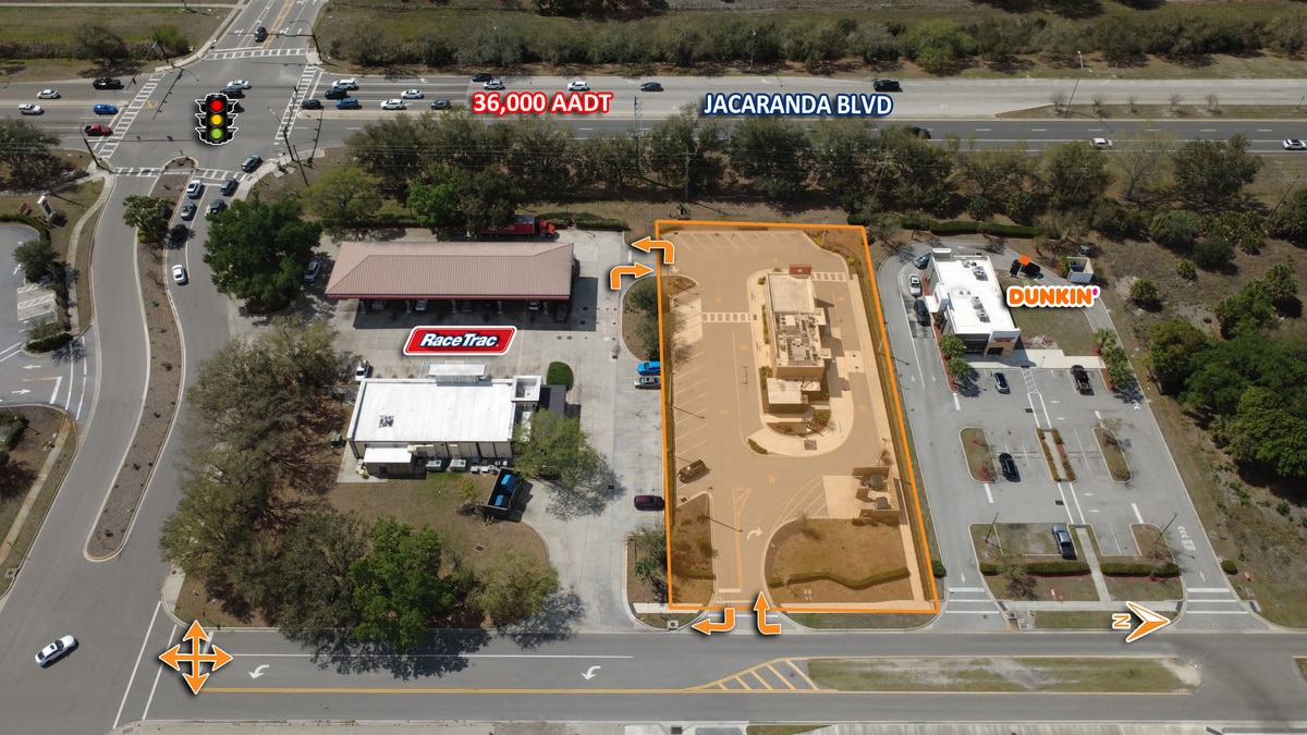 2989 Executive Dr, Venice, FL for lease Building Photo- Image 1 of 3