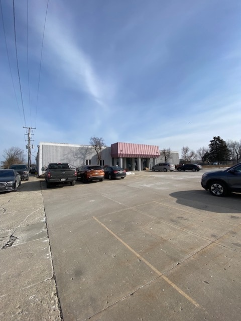 9840 S 27th St, Oak Creek, WI for lease Primary Photo- Image 1 of 33