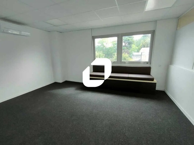 Bureau dans Bezons à louer - Photo intérieure - Image 2 de 10