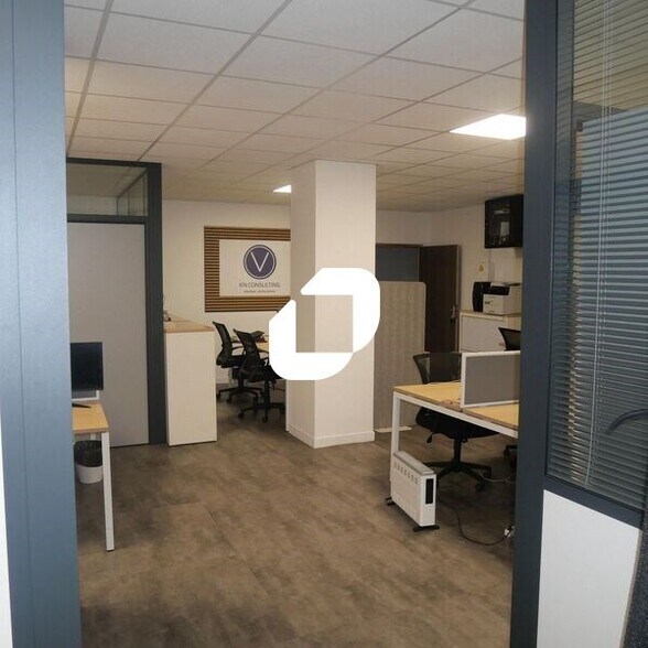 12-14 Rue Des Chauffours, Cergy à louer - Photo intérieure - Image 2 de 7