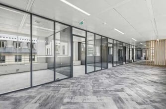 37 Rue De La Victoire, Paris for lease Building Photo- Image 2 of 5