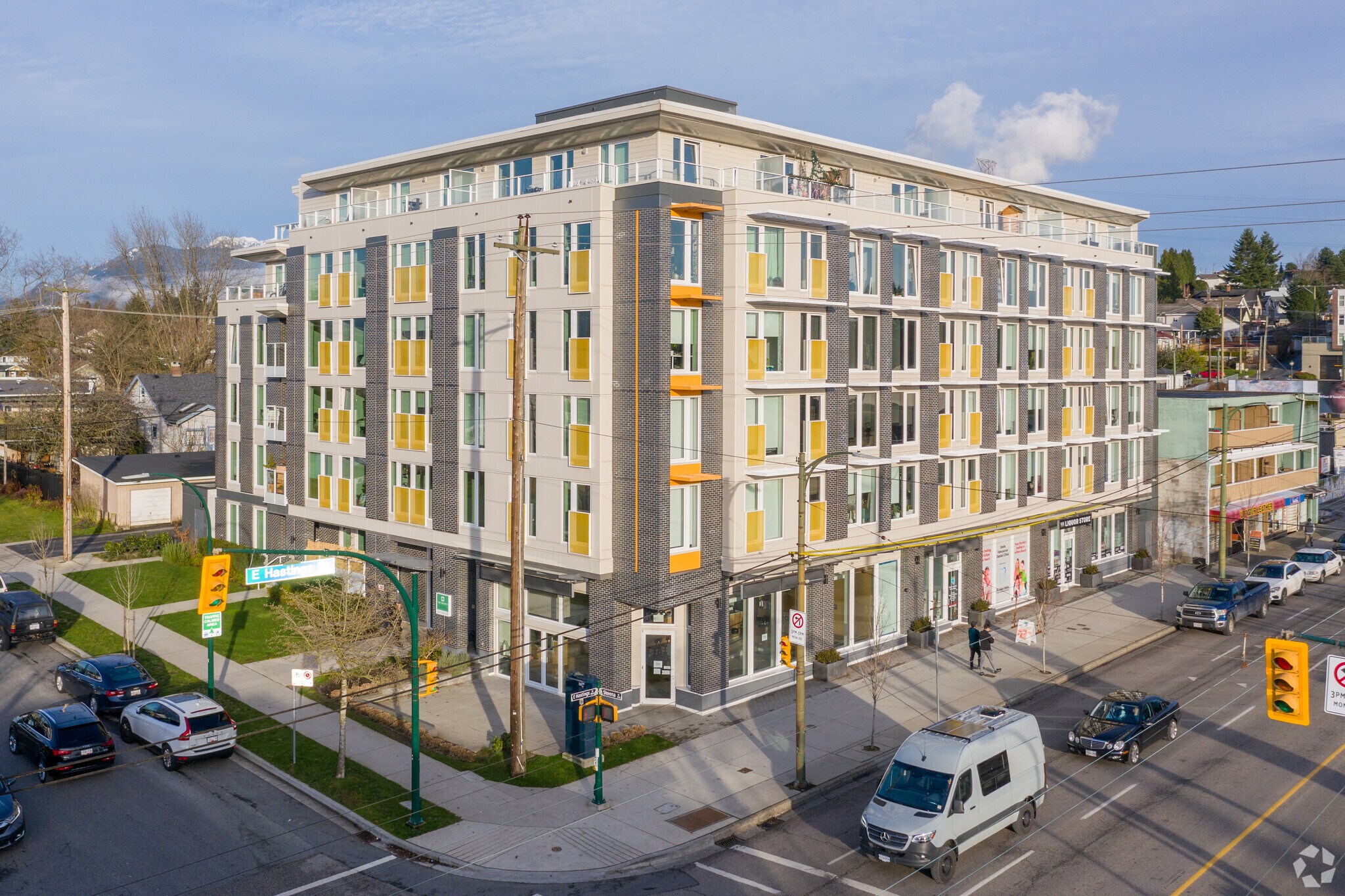 3501 E Hastings St, Vancouver, BC à vendre Photo principale- Image 1 de 1