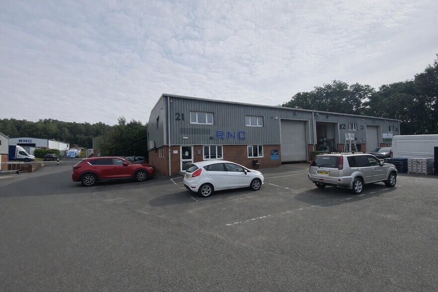 Sandleheath Industrial Estate, Sandleheath à louer - Photo du bâtiment - Image 1 de 3
