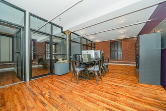 247 W 36th St, New York, NY for lease Interior Photo- Image 1 of 3