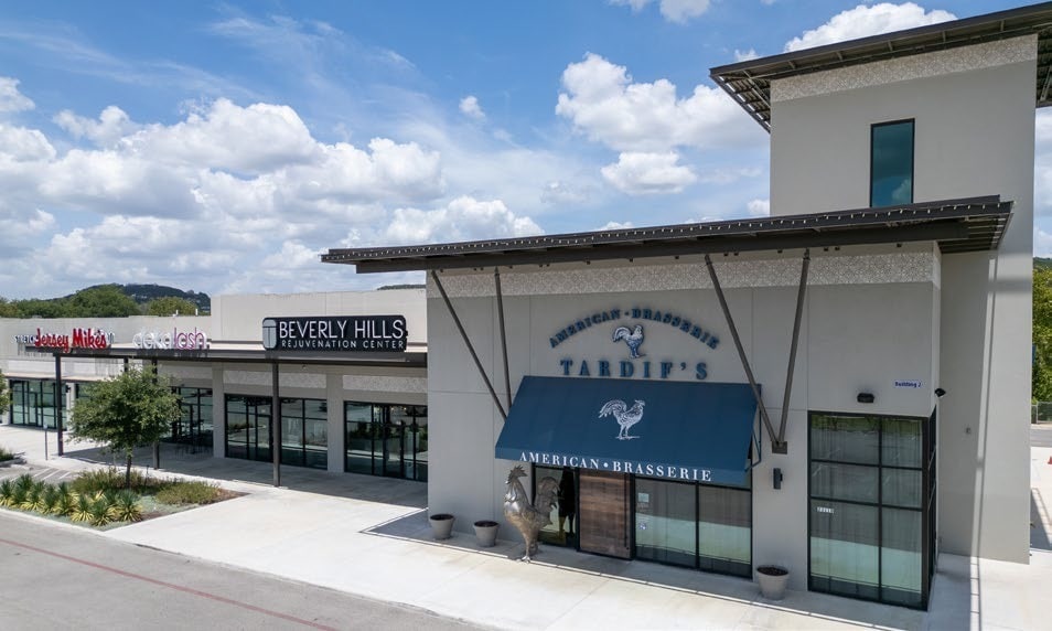 23110 W I-10, San Antonio, TX for lease - Building Photo - Image 2 of 13