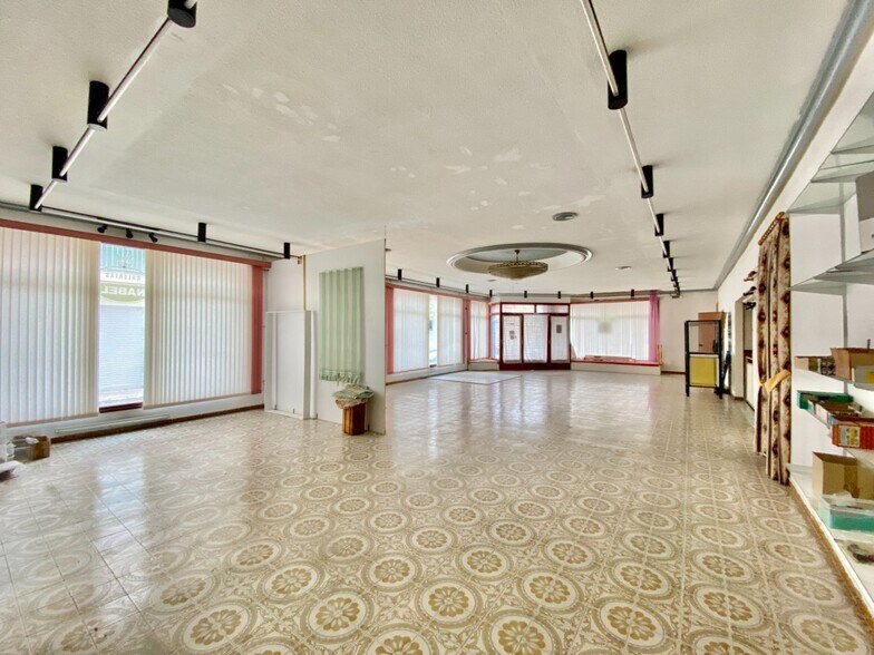 Commerce de détail dans Aspe à vendre - Photo du bâtiment - Image 2 de 21
