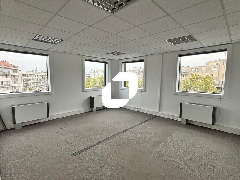 Bureau dans Villeurbanne à louer - Photo intérieure - Image 3 de 23