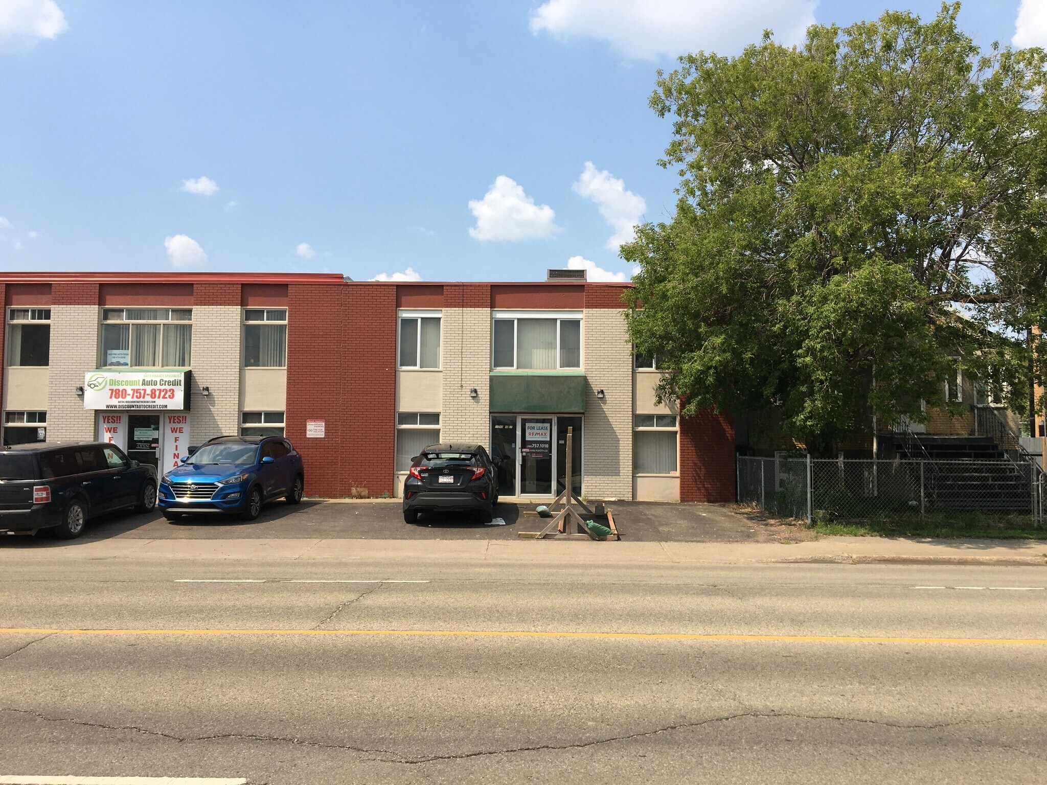 11528-11546 80th St NW, Edmonton, AB à vendre Photo du bâtiment- Image 1 de 1