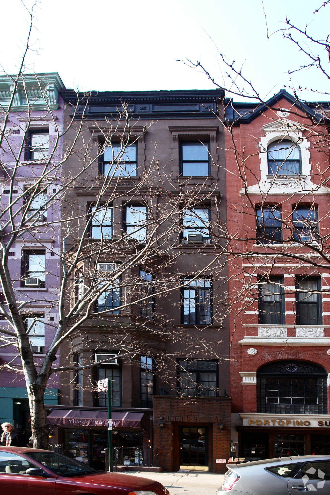 102 W 73rd St, New York, NY for lease Primary Photo- Image 1 of 3