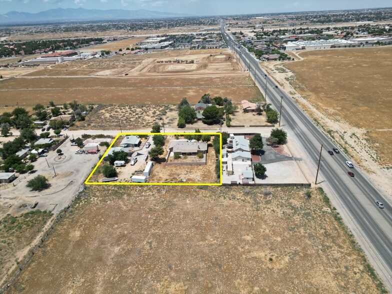 12033 Locust Ln, Apple Valley, CA for sale - Building Photo - Image 1 of 3