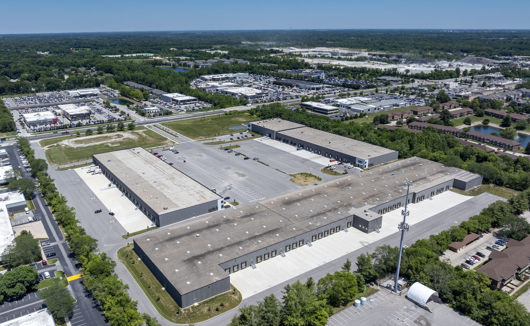 4161 E 96th St, Indianapolis, IN for lease Building Photo- Image 1 of 3