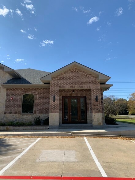 3201 Cross Timbers Rd, Flower Mound, TX à louer - Photo du bâtiment - Image 2 de 12