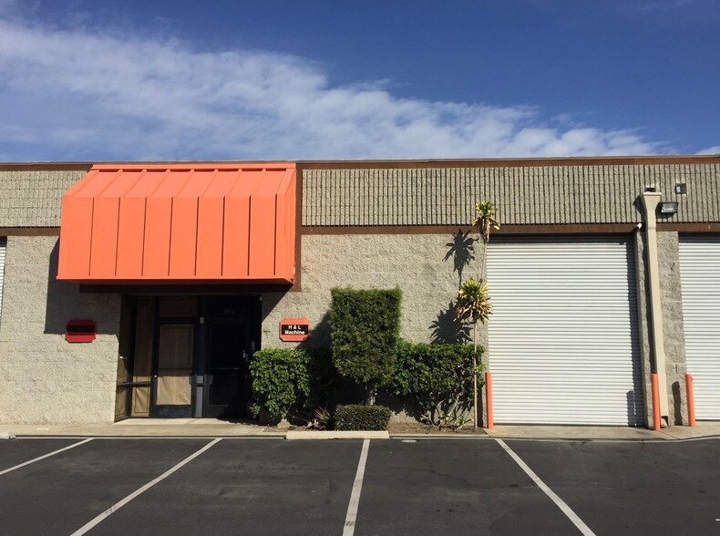 13966-13982 S Van Ness Ave, Gardena, CA à louer - Photo du bâtiment - Image 2 de 4