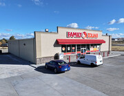 Family Dollar | Interstate Location - Parc de stationnement couvert