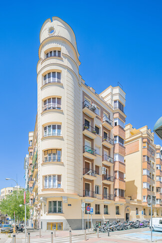 Plus de détails pour Calle Guzmán el Bueno, 116, Madrid - Multi-résidentiel à vendre