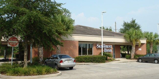 Plus de détails pour 6801 SE Maricamp Rd, Ocala, FL - Commerce de détail à louer