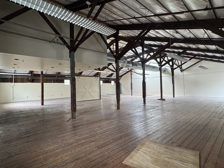 1163-1167 Gorgas Ave, San Francisco, CA for lease - Building Photo - Image 2 of 19