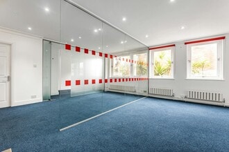 11 High St, Windsor for lease Interior Photo- Image 2 of 6