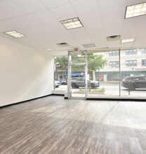 4001-4015 N Oakland Ave, Milwaukee, WI for lease Interior Photo- Image 2 of 4
