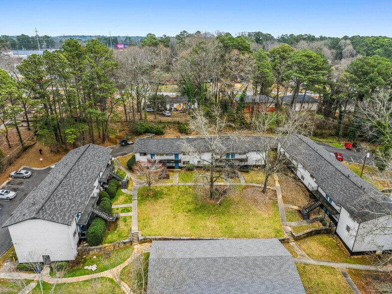 3937 Glenwood Rd, Decatur, GA for sale - Building Photo - Image 3 of 43