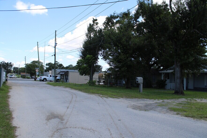 116 Twin Lake Blvd, Lake Wales, FL for sale - Primary Photo - Image 1 of 1