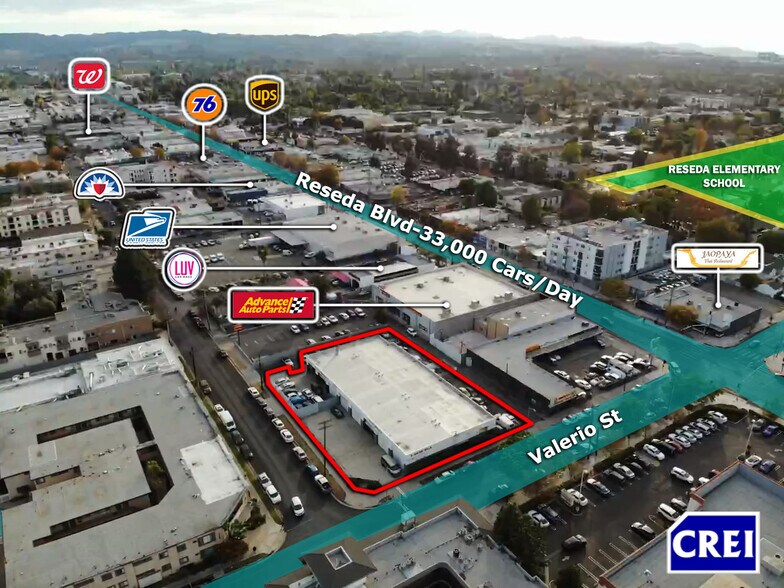 7345 Canby Ave, Reseda, CA à louer - Aérien - Image 3 de 17