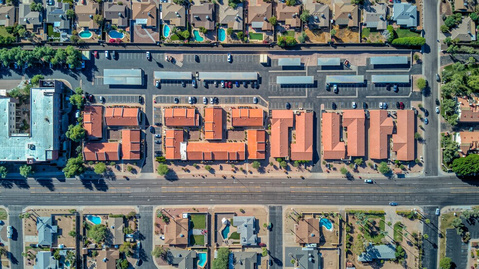 2501-I E Southern Ave, Tempe, AZ à louer - Photo du bâtiment - Image 2 de 4