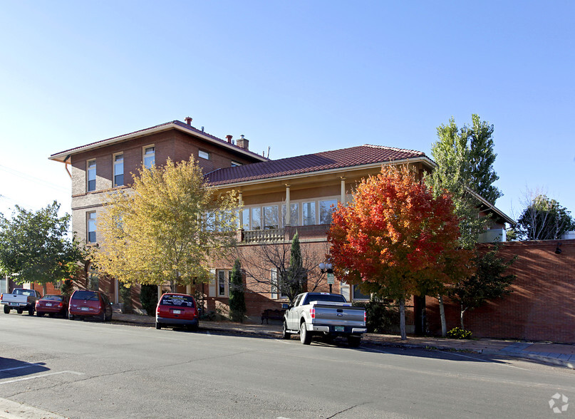 112-126 W D St, Pueblo, CO à louer - Photo principale - Image 1 de 11