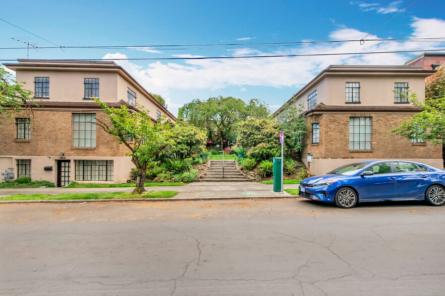 2336 NW Pettygrove St, Portland, OR à vendre - Photo du bâtiment - Image 3 de 14