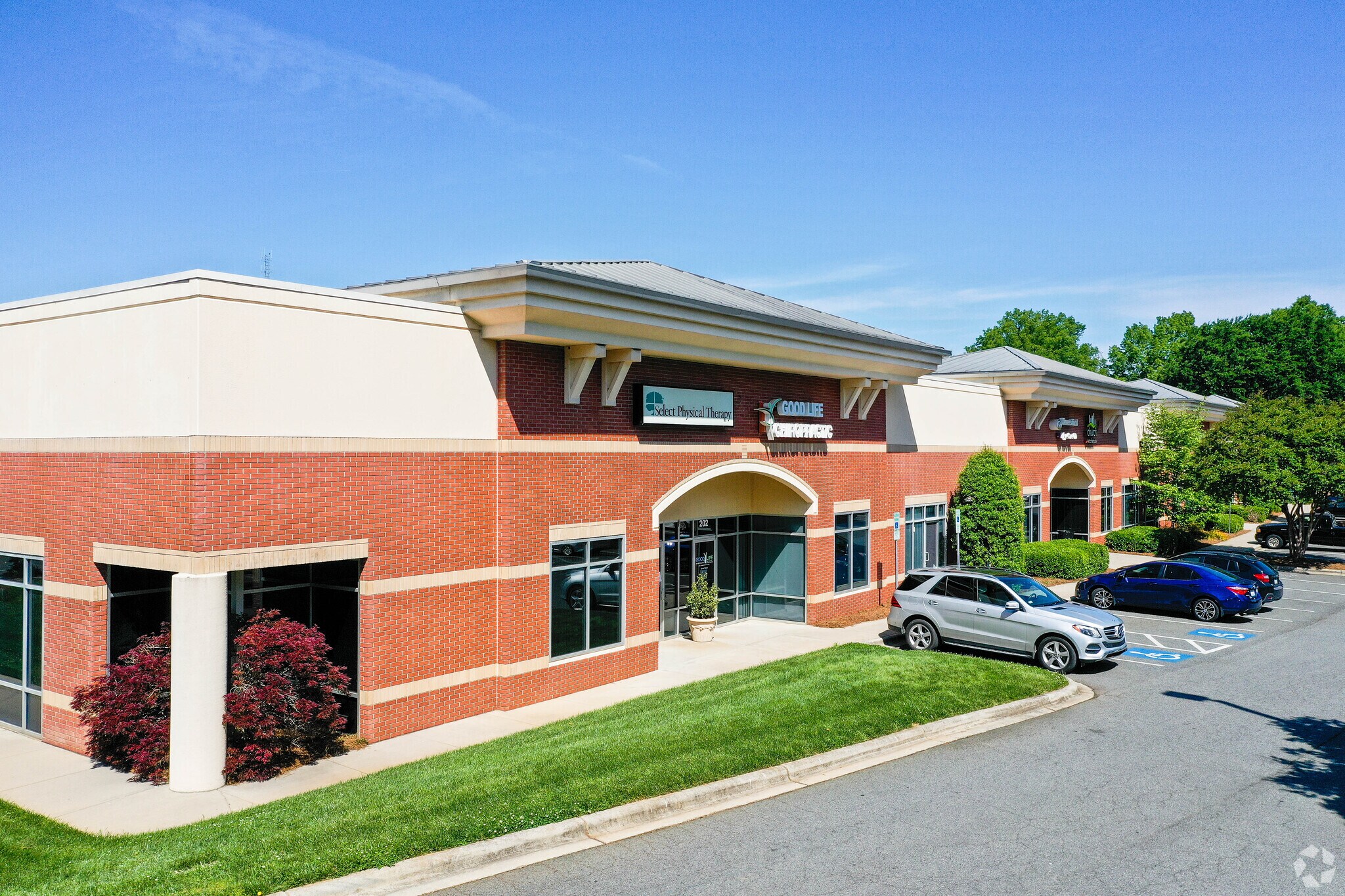 855 Sam Newell Rd, Matthews, NC à louer Photo principale- Image 1 de 12