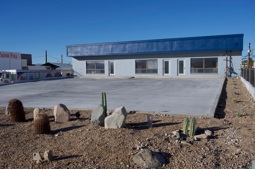 1641 Industrial Blvd, Lake Havasu City, AZ for lease - Primary Photo - Image 1 of 9
