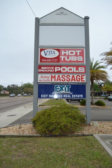 1600 Park Ave, Orange Park, FL à louer - Photo du bâtiment - Image 3 de 8